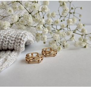 NWOT Cracco Hoop Earrings Gold With Stones